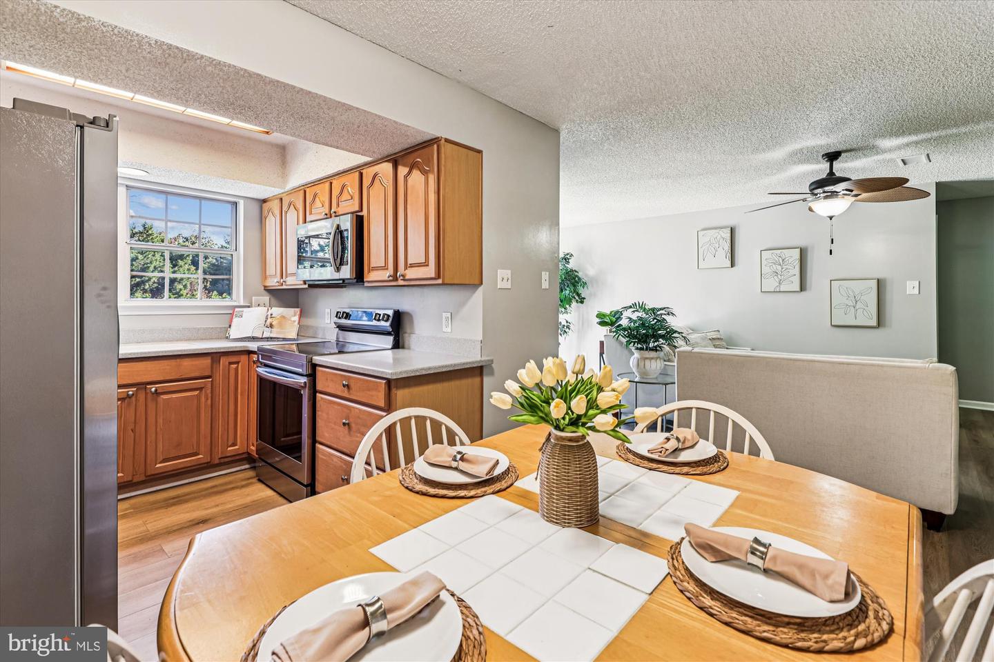 12102 GREENWAY CT #101, FAIRFAX, Virginia 22033, 3 Bedrooms Bedrooms, 8 Rooms Rooms,2 BathroomsBathrooms,Residential,For sale,12102 GREENWAY CT #101,VAFX2272614 MLS # VAFX2272614