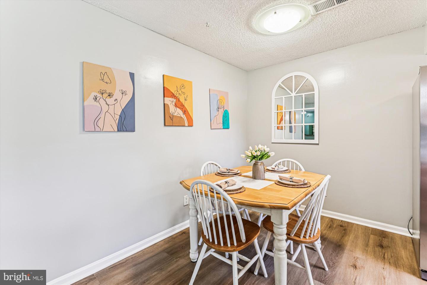 12102 GREENWAY CT #101, FAIRFAX, Virginia 22033, 3 Bedrooms Bedrooms, 8 Rooms Rooms,2 BathroomsBathrooms,Residential,For sale,12102 GREENWAY CT #101,VAFX2272614 MLS # VAFX2272614