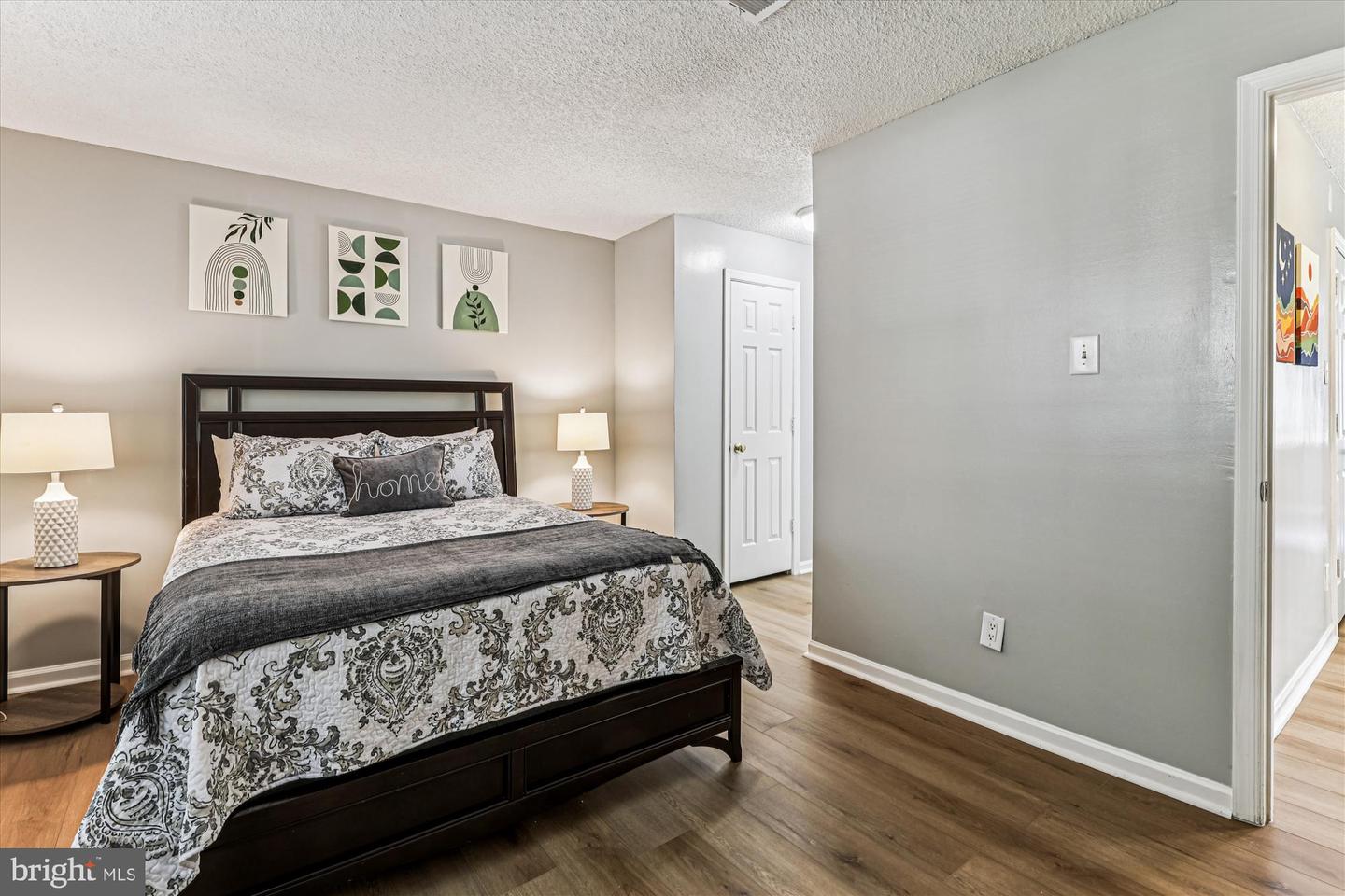 12102 GREENWAY CT #101, FAIRFAX, Virginia 22033, 3 Bedrooms Bedrooms, 8 Rooms Rooms,2 BathroomsBathrooms,Residential,For sale,12102 GREENWAY CT #101,VAFX2272614 MLS # VAFX2272614