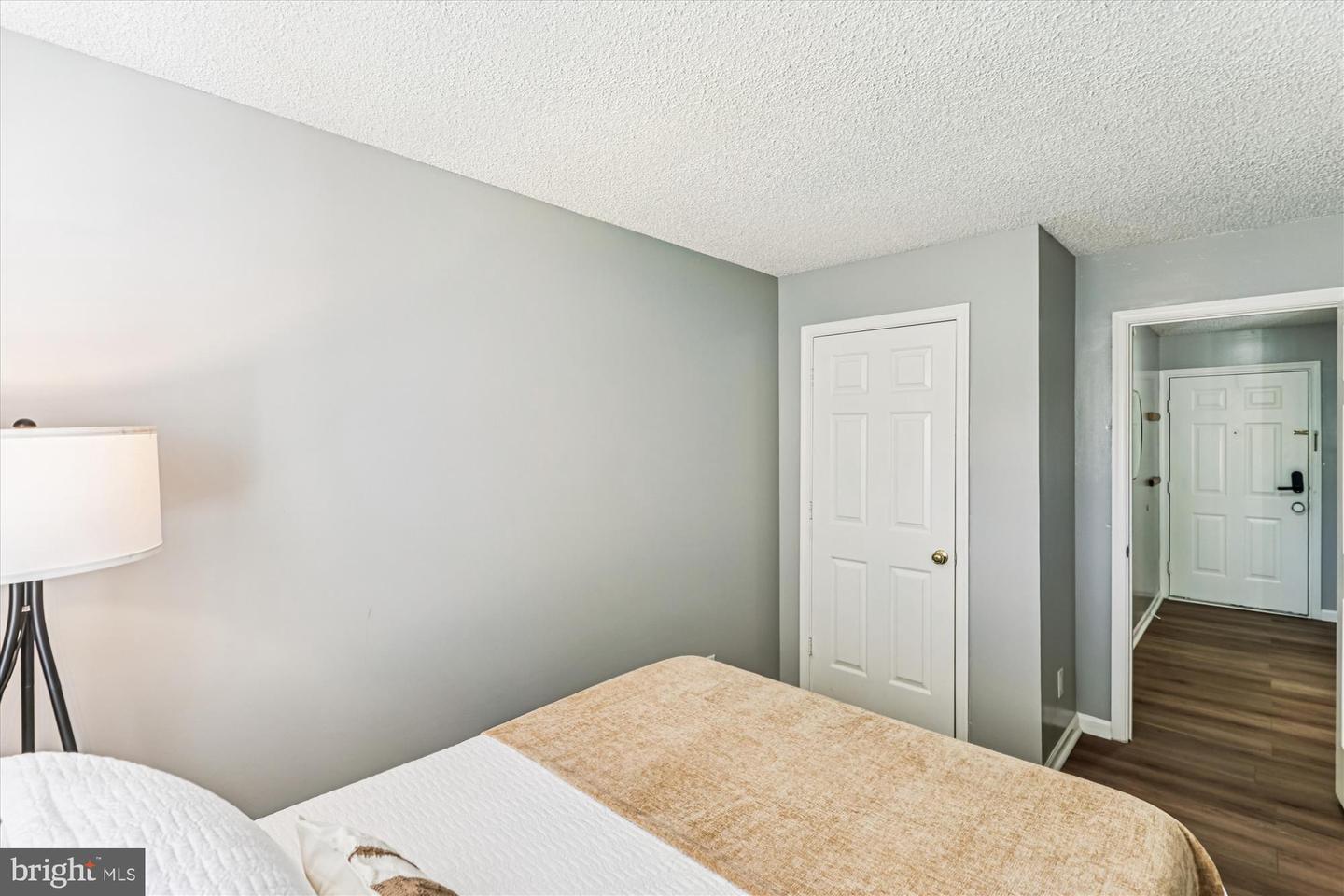 12102 GREENWAY CT #101, FAIRFAX, Virginia 22033, 3 Bedrooms Bedrooms, 8 Rooms Rooms,2 BathroomsBathrooms,Residential,For sale,12102 GREENWAY CT #101,VAFX2272614 MLS # VAFX2272614