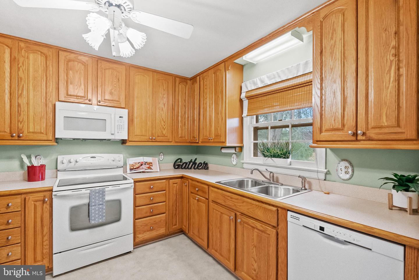 212 TAYLOR ST, FREDERICKSBURG, Virginia 22405, 4 Bedrooms Bedrooms, ,2 BathroomsBathrooms,Residential,For sale,212 TAYLOR ST,VAST2043300 MLS # VAST2043300 212 TAYLOR ST, FREDERICKSBURG, Virginia 22405, 4 Bedrooms Bedrooms, ,2 BathroomsBathrooms,Residential,For sale,212 TAYLOR ST,VAST2043300 MLS # VAST2043300