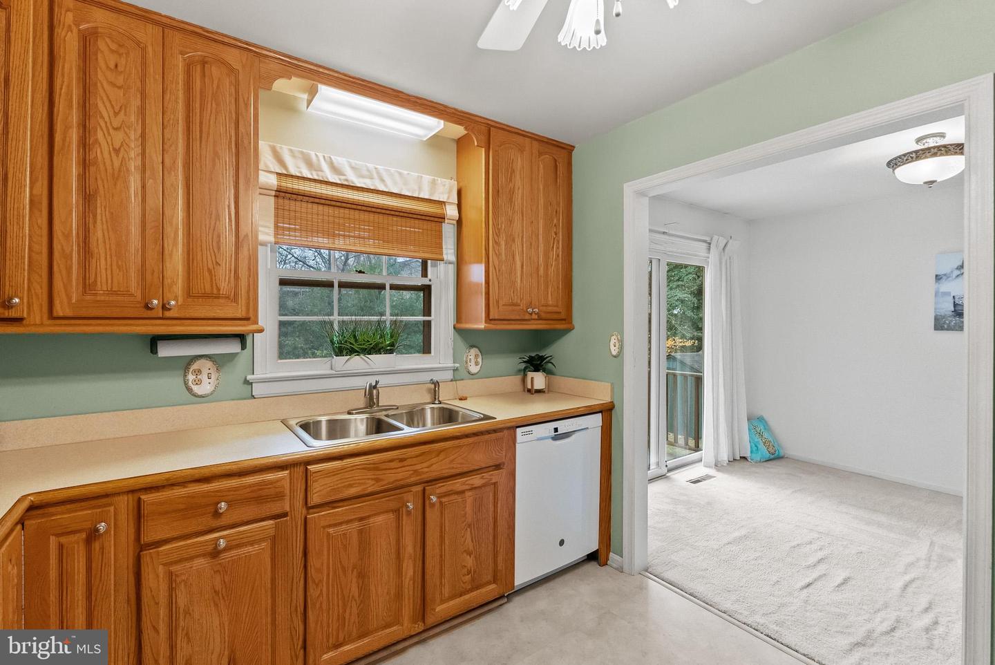 212 TAYLOR ST, FREDERICKSBURG, Virginia 22405, 4 Bedrooms Bedrooms, ,2 BathroomsBathrooms,Residential,For sale,212 TAYLOR ST,VAST2043300 MLS # VAST2043300 212 TAYLOR ST, FREDERICKSBURG, Virginia 22405, 4 Bedrooms Bedrooms, ,2 BathroomsBathrooms,Residential,For sale,212 TAYLOR ST,VAST2043300 MLS # VAST2043300