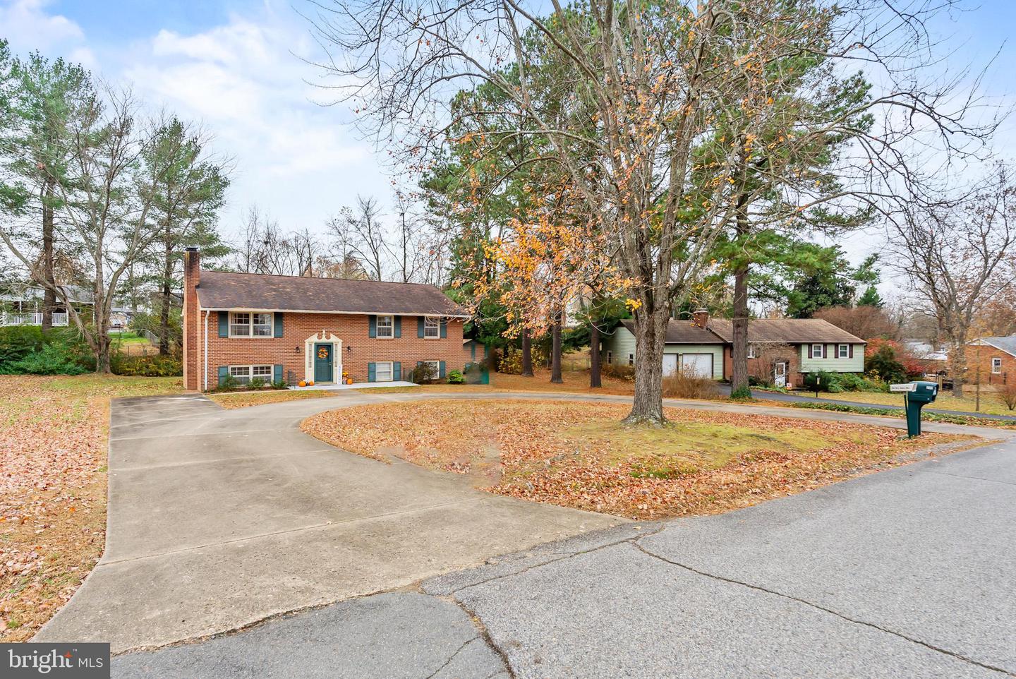 212 TAYLOR ST, FREDERICKSBURG, Virginia 22405, 4 Bedrooms Bedrooms, ,2 BathroomsBathrooms,Residential,For sale,212 TAYLOR ST,VAST2043300 MLS # VAST2043300 212 TAYLOR ST, FREDERICKSBURG, Virginia 22405, 4 Bedrooms Bedrooms, ,2 BathroomsBathrooms,Residential,For sale,212 TAYLOR ST,VAST2043300 MLS # VAST2043300