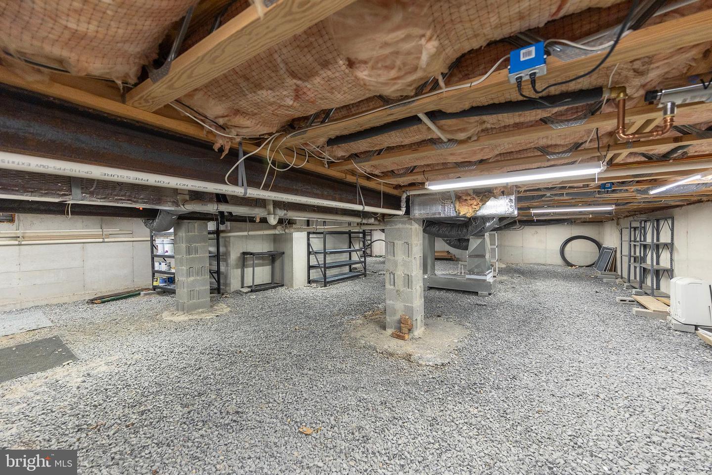 155 SIGNAL CT, STRASBURG, Virginia 22657, 2 Bedrooms Bedrooms, 9 Rooms Rooms,2 BathroomsBathrooms,Residential,For sale,155 SIGNAL CT,VAWR2012522 MLS # VAWR2012522