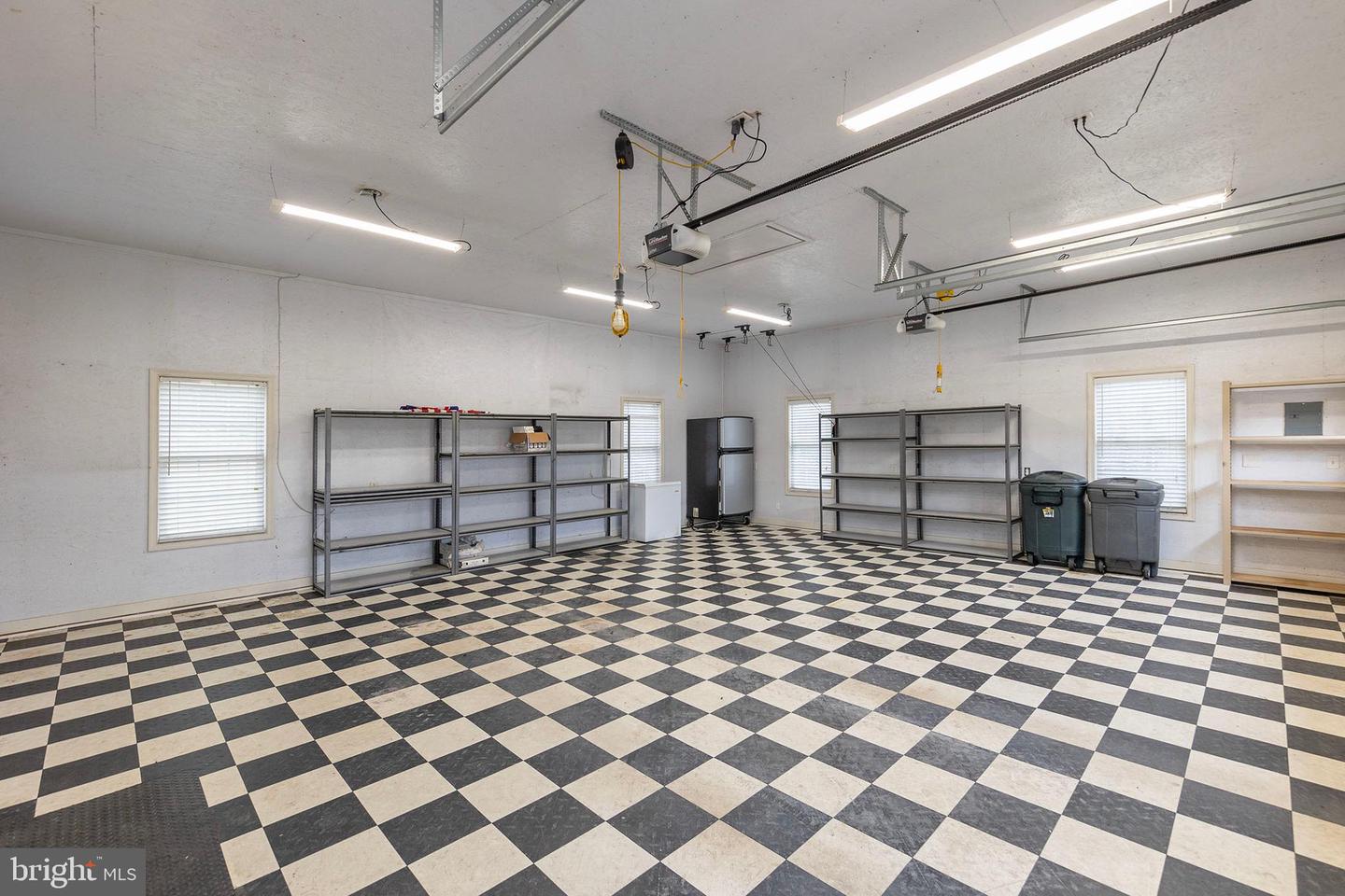 155 SIGNAL CT, STRASBURG, Virginia 22657, 2 Bedrooms Bedrooms, 9 Rooms Rooms,2 BathroomsBathrooms,Residential,For sale,155 SIGNAL CT,VAWR2012522 MLS # VAWR2012522