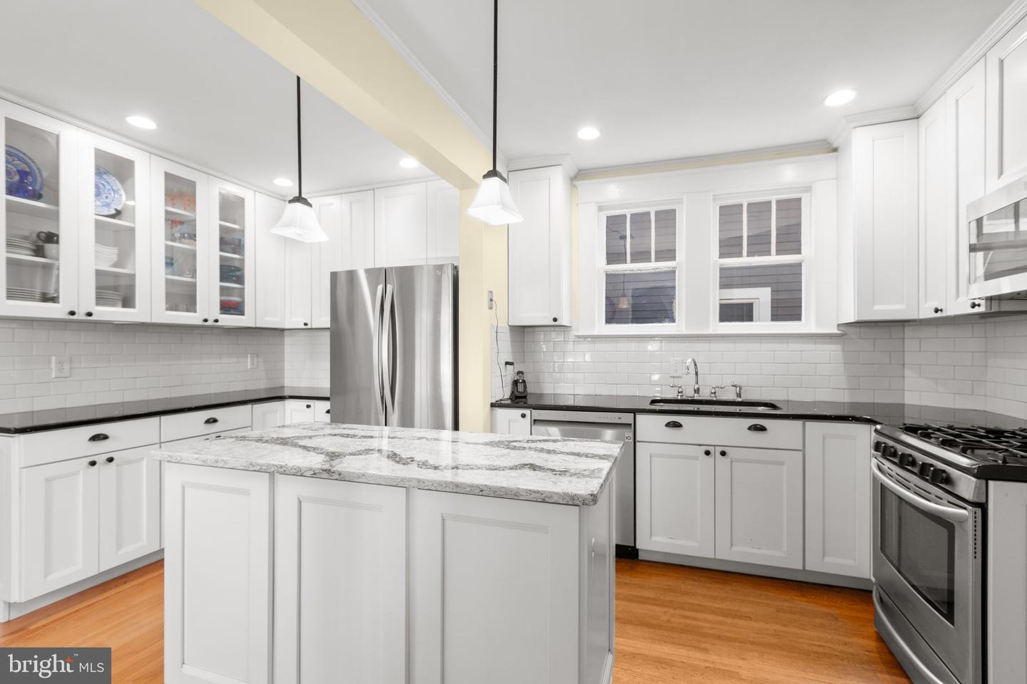 900 WOLFE ST, FREDERICKSBURG, Virginia 22401, 4 Bedrooms Bedrooms, ,3 BathroomsBathrooms,Residential,For sale,900 WOLFE ST,VAFB2009096 MLS # VAFB2009096