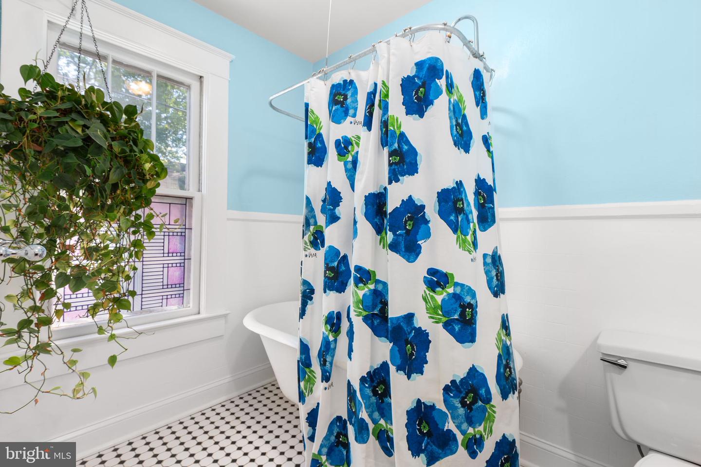 900 WOLFE ST, FREDERICKSBURG, Virginia 22401, 4 Bedrooms Bedrooms, ,3 BathroomsBathrooms,Residential,For sale,900 WOLFE ST,VAFB2009096 MLS # VAFB2009096