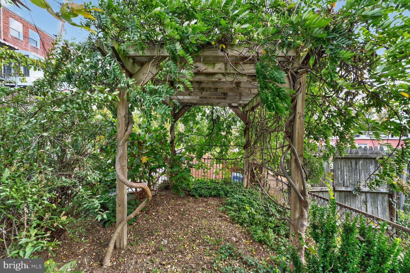 3910 R ST SE, WASHINGTON, District Of Columbia 20020, 3 Bedrooms Bedrooms, 4 Rooms Rooms,1 BathroomBathrooms,Residential,For sale,3910 R ST SE,DCDC2226536 MLS # DCDC2226536