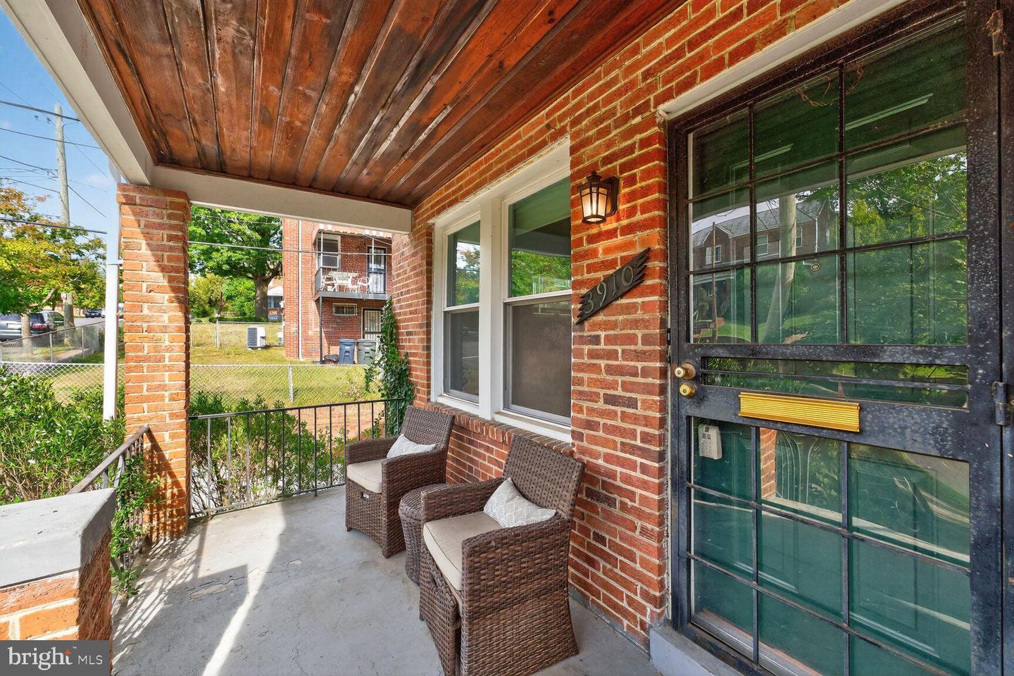 3910 R ST SE, WASHINGTON, District Of Columbia 20020, 3 Bedrooms Bedrooms, 4 Rooms Rooms,1 BathroomBathrooms,Residential,For sale,3910 R ST SE,DCDC2226536 MLS # DCDC2226536