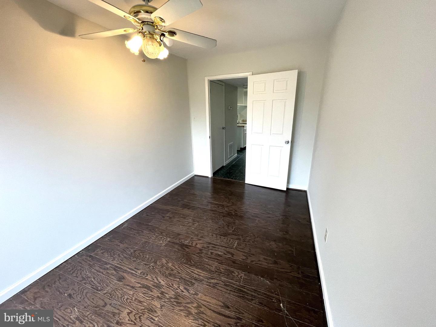 622 CLEARWATER CT, HERNDON, Virginia 20170, 3 Bedrooms Bedrooms, ,2 BathroomsBathrooms,Residential,For sale,622 CLEARWATER CT,VAFX2274372 MLS # VAFX2274372