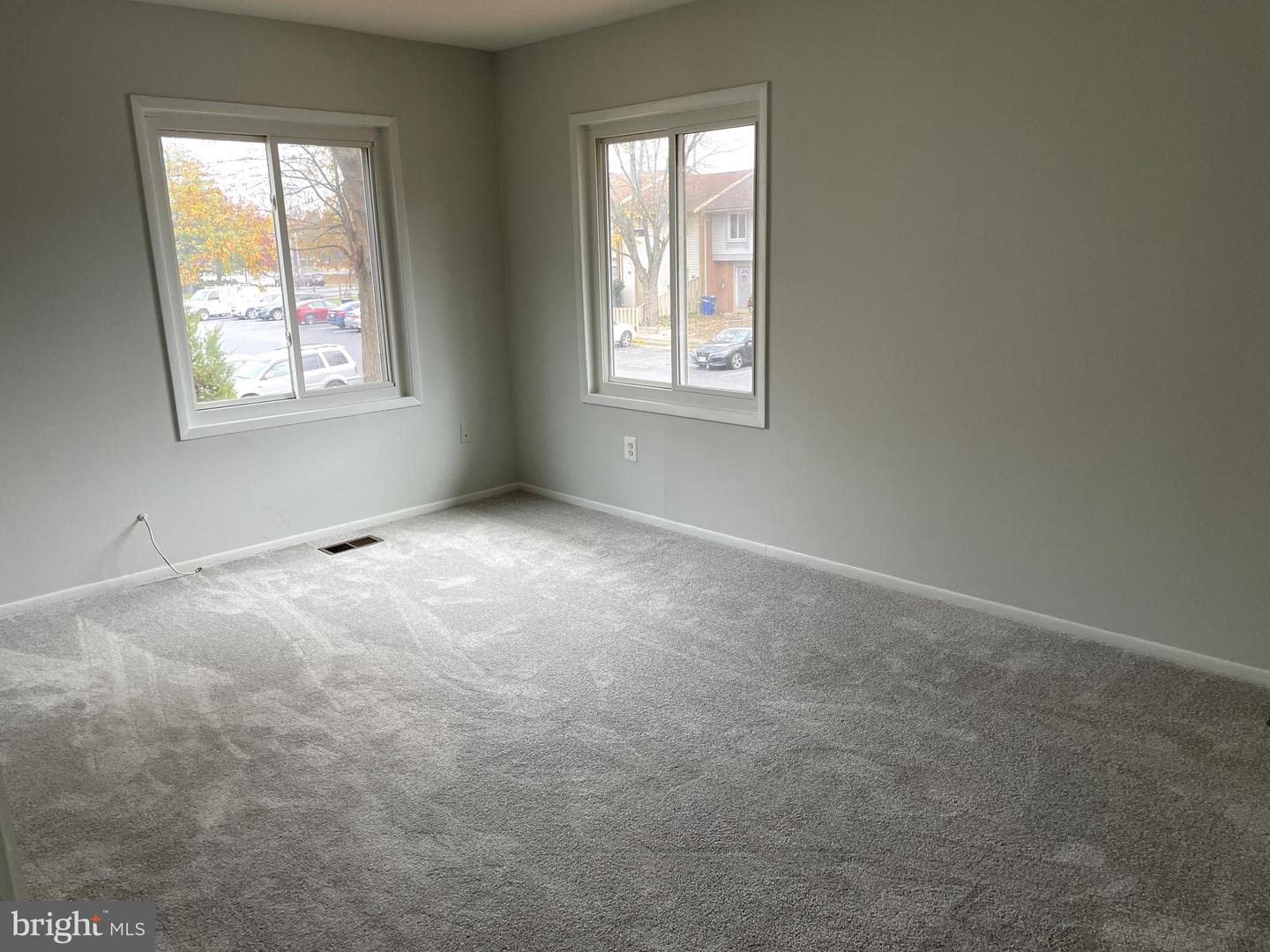 622 CLEARWATER CT, HERNDON, Virginia 20170, 3 Bedrooms Bedrooms, ,2 BathroomsBathrooms,Residential,For sale,622 CLEARWATER CT,VAFX2274372 MLS # VAFX2274372