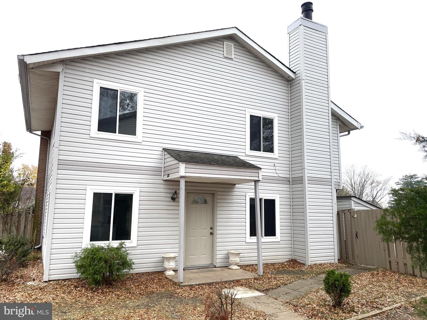 622 CLEARWATER CT, HERNDON, Virginia 20170, 3 Bedrooms Bedrooms, ,2 BathroomsBathrooms,Residential,For sale,622 CLEARWATER CT,VAFX2274372 MLS # VAFX2274372