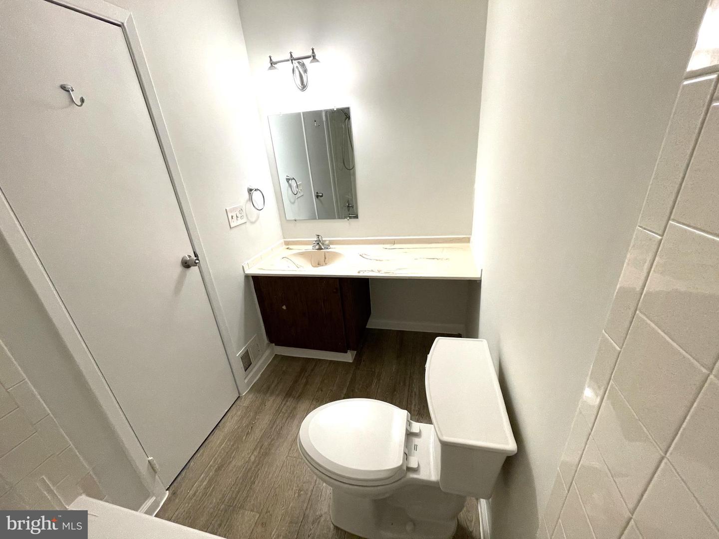 622 CLEARWATER CT, HERNDON, Virginia 20170, 3 Bedrooms Bedrooms, ,2 BathroomsBathrooms,Residential,For sale,622 CLEARWATER CT,VAFX2274372 MLS # VAFX2274372