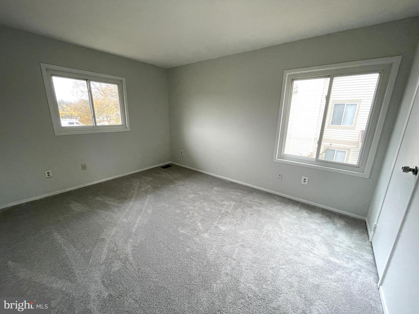 622 CLEARWATER CT, HERNDON, Virginia 20170, 3 Bedrooms Bedrooms, ,2 BathroomsBathrooms,Residential,For sale,622 CLEARWATER CT,VAFX2274372 MLS # VAFX2274372