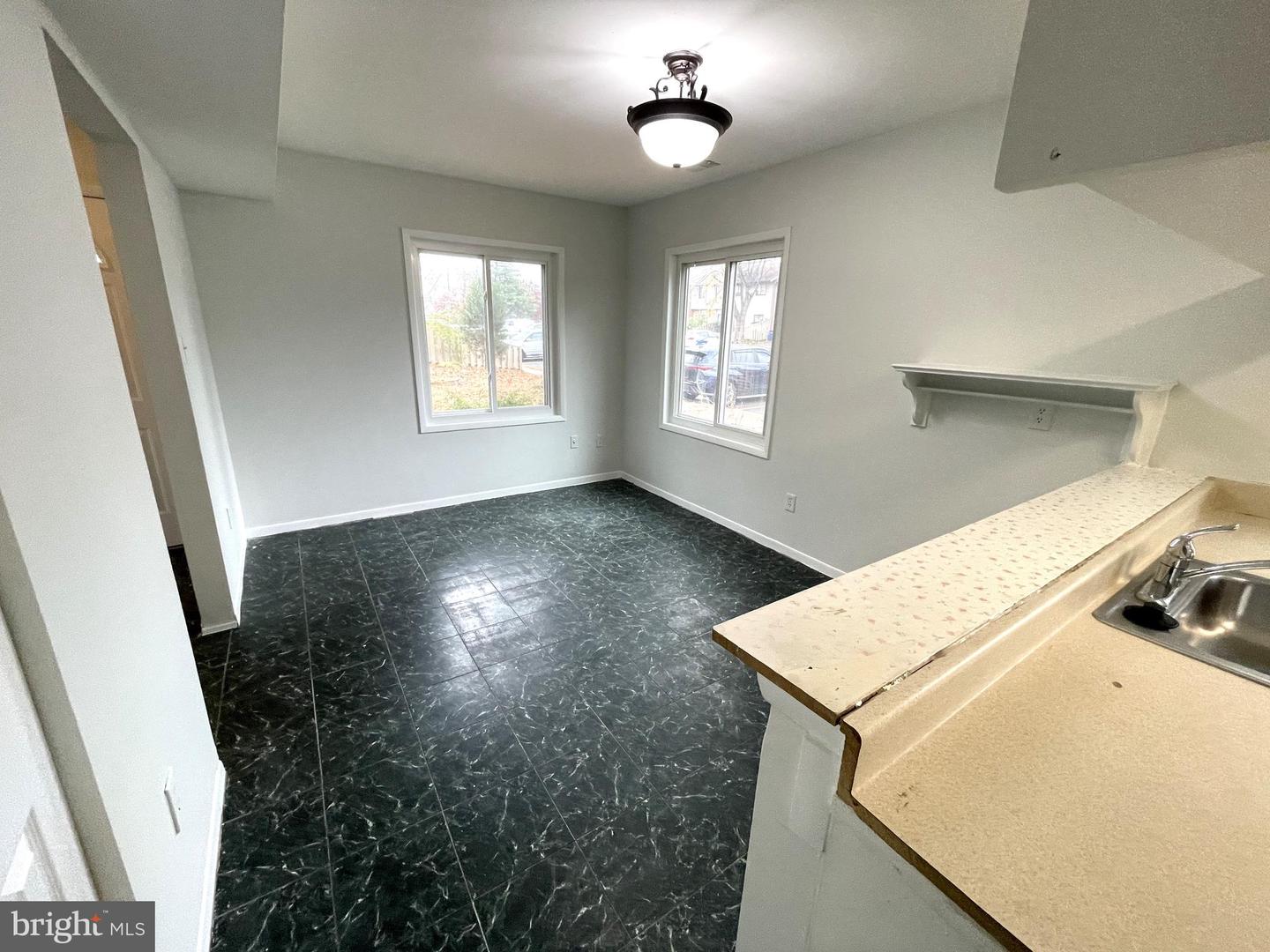 622 CLEARWATER CT, HERNDON, Virginia 20170, 3 Bedrooms Bedrooms, ,2 BathroomsBathrooms,Residential,For sale,622 CLEARWATER CT,VAFX2274372 MLS # VAFX2274372