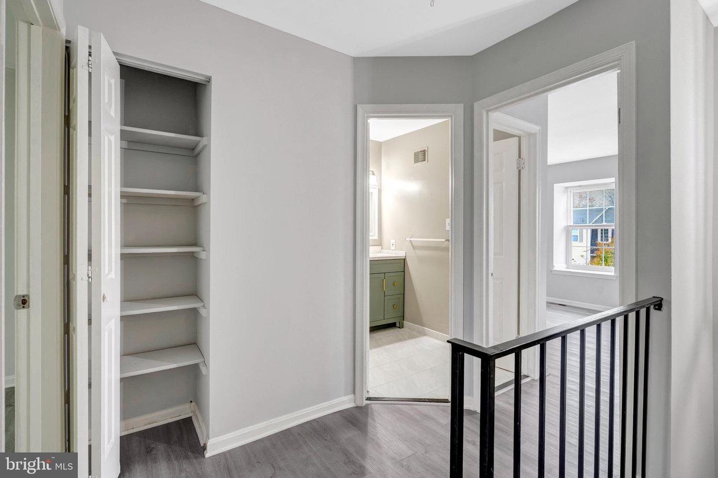 7905 BRIGHTON WAY, MANASSAS, Virginia 20109, 3 Bedrooms Bedrooms, ,1 BathroomBathrooms,Residential,For sale,7905 BRIGHTON WAY,VAPW2106420 MLS # VAPW2106420