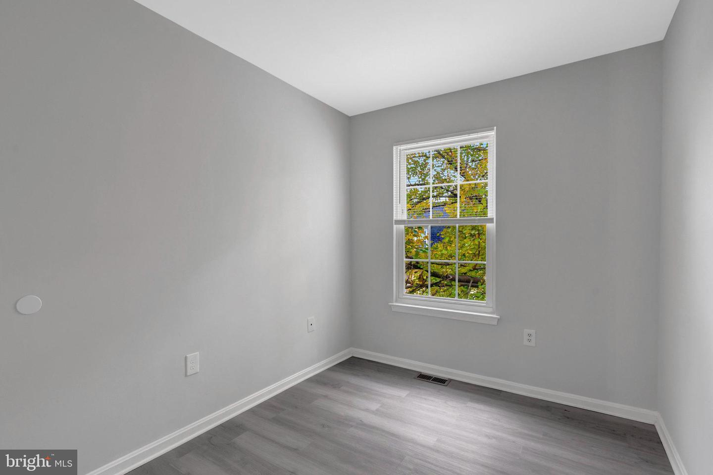 7905 BRIGHTON WAY, MANASSAS, Virginia 20109, 3 Bedrooms Bedrooms, ,1 BathroomBathrooms,Residential,For sale,7905 BRIGHTON WAY,VAPW2106420 MLS # VAPW2106420