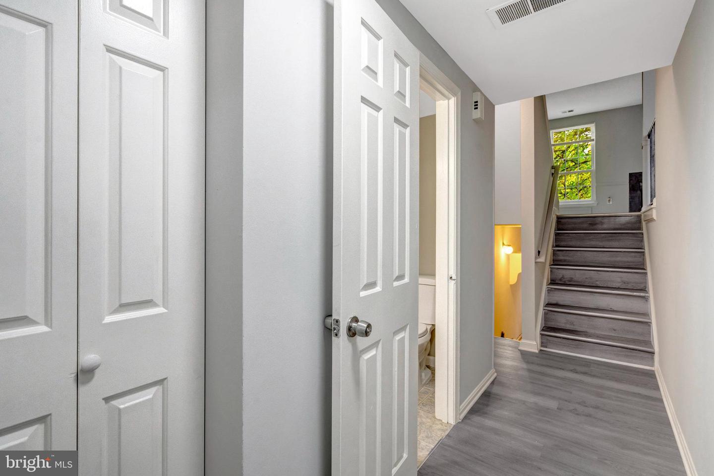 7905 BRIGHTON WAY, MANASSAS, Virginia 20109, 3 Bedrooms Bedrooms, ,1 BathroomBathrooms,Residential,For sale,7905 BRIGHTON WAY,VAPW2106420 MLS # VAPW2106420