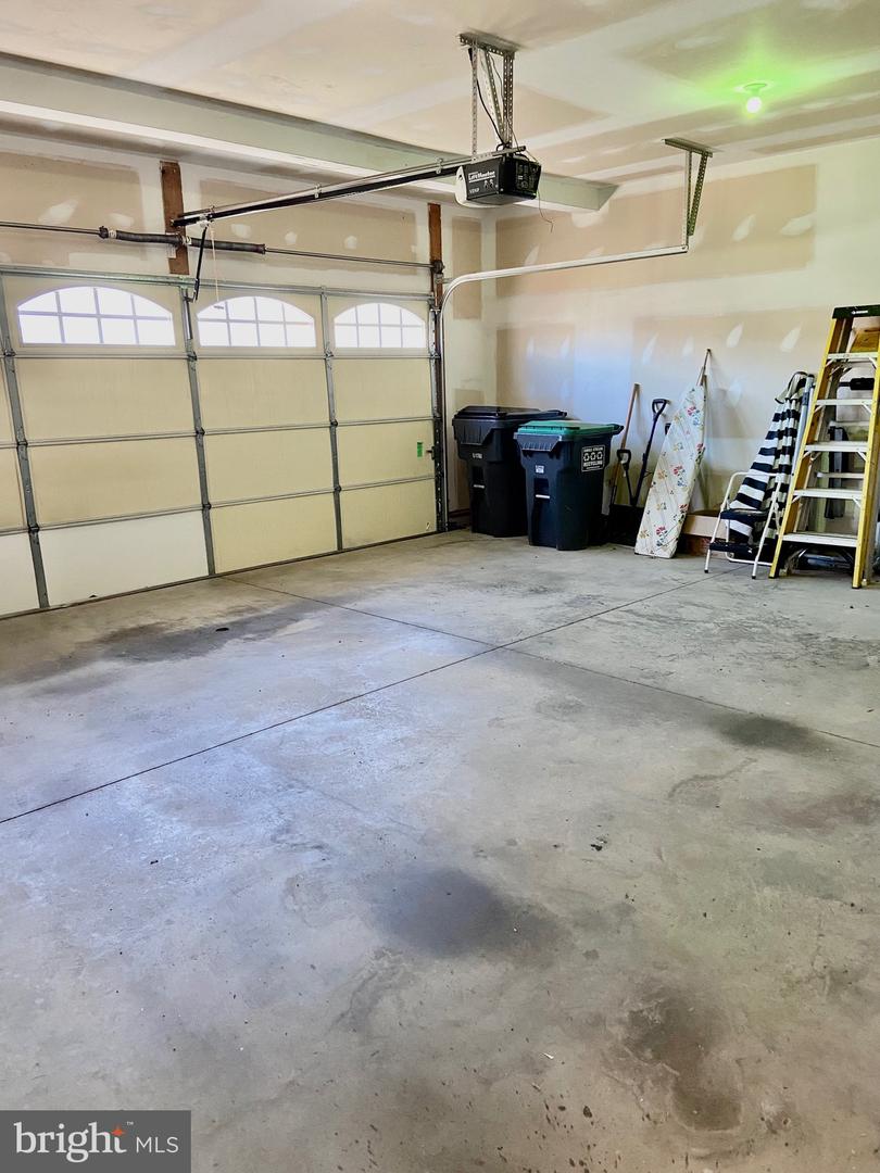 10219 WAXCOMB PL, MECHANICSVILLE, Virginia 23116, 4 Bedrooms Bedrooms, ,2 BathroomsBathrooms,Residential,For sale,10219 WAXCOMB PL,VAHA2001090 MLS # VAHA2001090