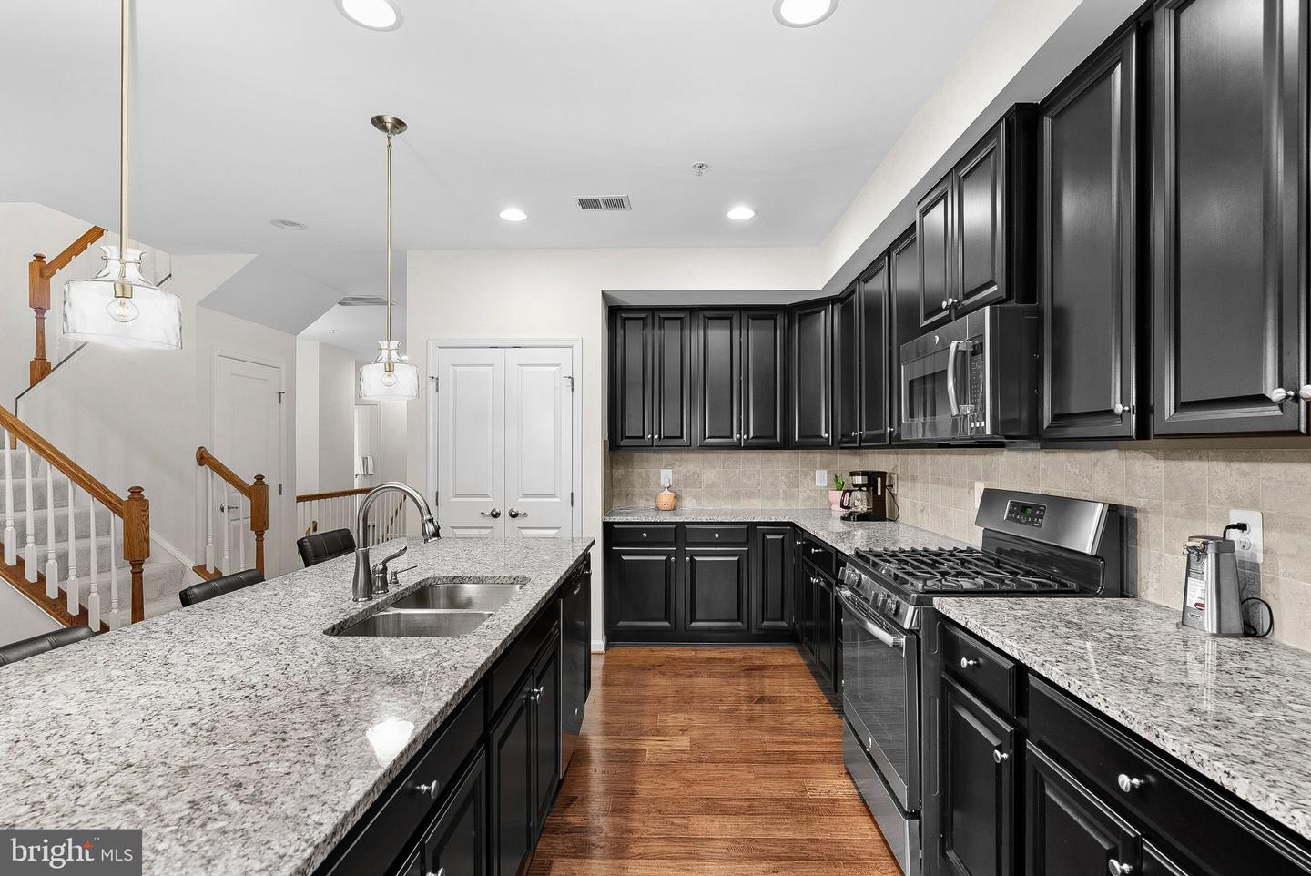 459 KORNBLAU TER SE, LEESBURG, Virginia 20175, 3 Bedrooms Bedrooms, ,2 BathroomsBathrooms,Residential,For sale,459 KORNBLAU TER SE,VALO2109758 MLS # VALO2109758