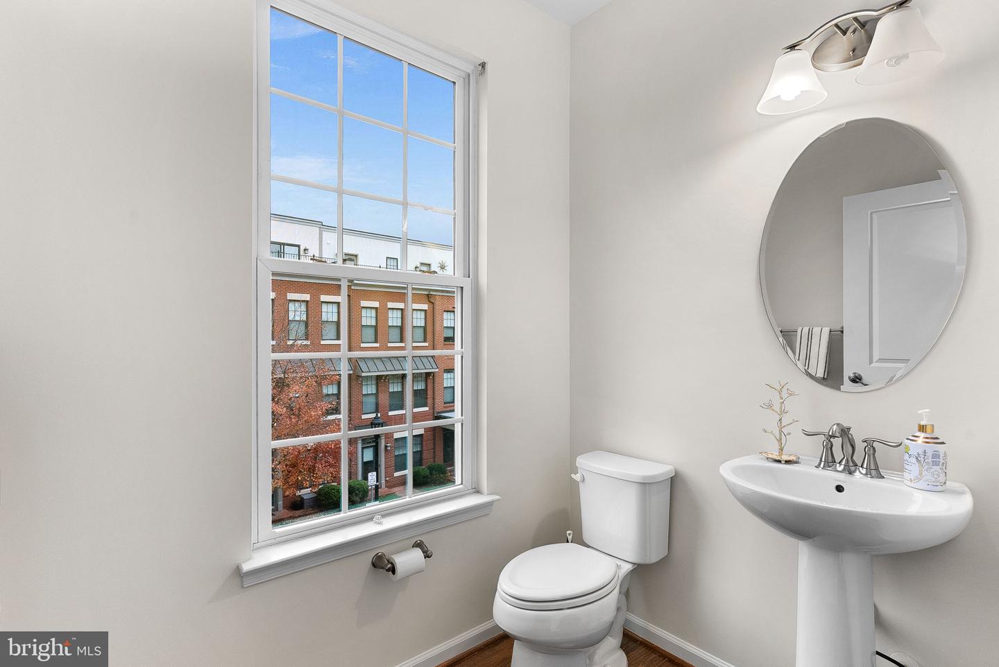 459 KORNBLAU TER SE, LEESBURG, Virginia 20175, 3 Bedrooms Bedrooms, ,2 BathroomsBathrooms,Residential,For sale,459 KORNBLAU TER SE,VALO2109758 MLS # VALO2109758