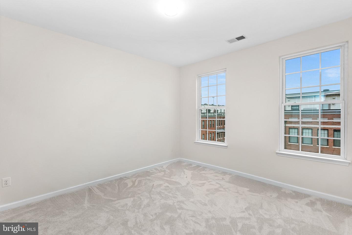 459 KORNBLAU TER SE, LEESBURG, Virginia 20175, 3 Bedrooms Bedrooms, ,2 BathroomsBathrooms,Residential,For sale,459 KORNBLAU TER SE,VALO2109758 MLS # VALO2109758