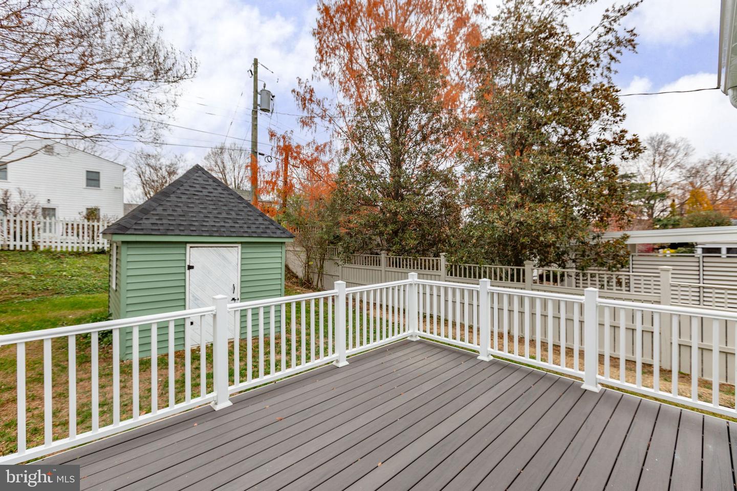 913 SYLVANIA AVE, FREDERICKSBURG, Virginia 22401, 5 Bedrooms Bedrooms, ,4 BathroomsBathrooms,Residential,For sale,913 SYLVANIA AVE,VAFB2009198 MLS # VAFB2009198