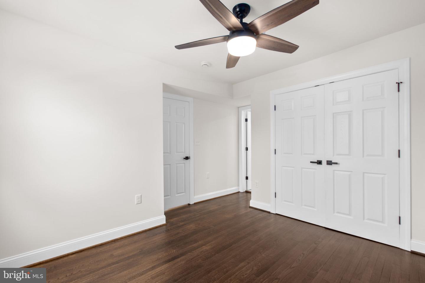 913 SYLVANIA AVE, FREDERICKSBURG, Virginia 22401, 5 Bedrooms Bedrooms, ,4 BathroomsBathrooms,Residential,For sale,913 SYLVANIA AVE,VAFB2009198 MLS # VAFB2009198