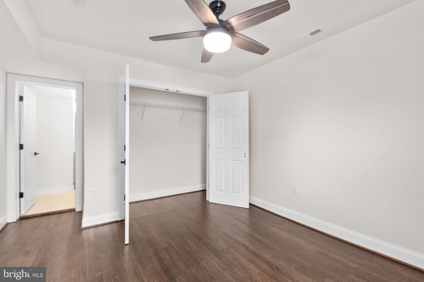 913 SYLVANIA AVE, FREDERICKSBURG, Virginia 22401, 5 Bedrooms Bedrooms, ,4 BathroomsBathrooms,Residential,For sale,913 SYLVANIA AVE,VAFB2009198 MLS # VAFB2009198