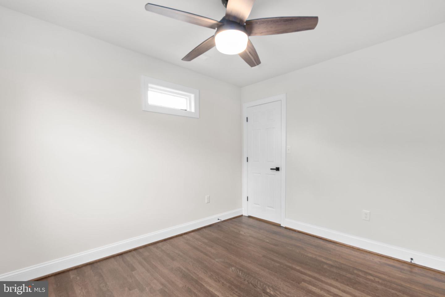 913 SYLVANIA AVE, FREDERICKSBURG, Virginia 22401, 5 Bedrooms Bedrooms, ,4 BathroomsBathrooms,Residential,For sale,913 SYLVANIA AVE,VAFB2009198 MLS # VAFB2009198