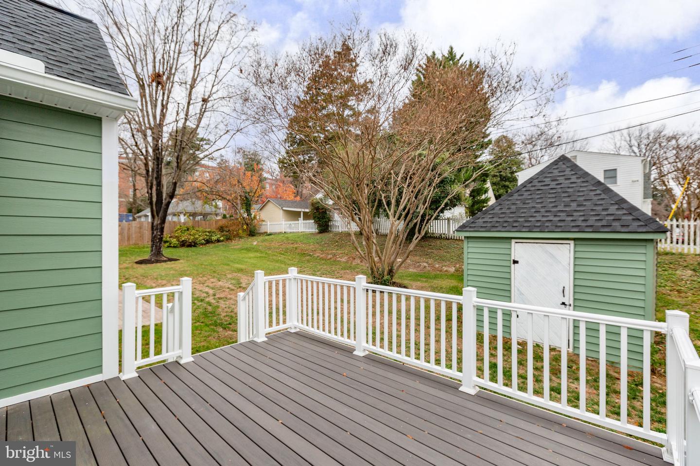 913 SYLVANIA AVE, FREDERICKSBURG, Virginia 22401, 5 Bedrooms Bedrooms, ,4 BathroomsBathrooms,Residential,For sale,913 SYLVANIA AVE,VAFB2009198 MLS # VAFB2009198