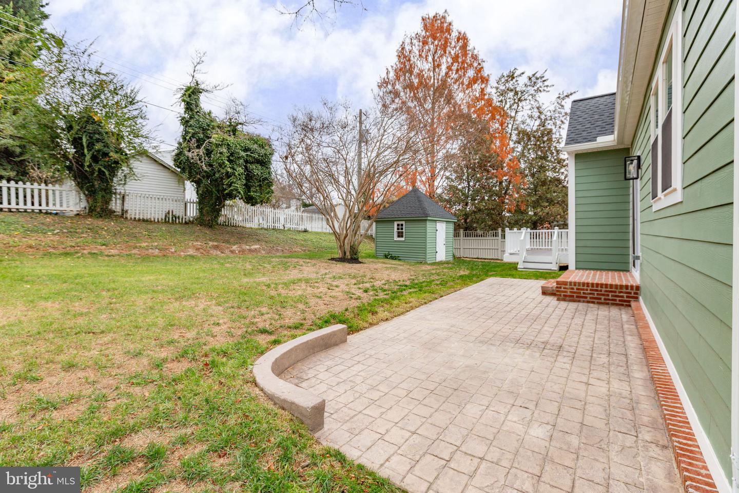 913 SYLVANIA AVE, FREDERICKSBURG, Virginia 22401, 5 Bedrooms Bedrooms, ,4 BathroomsBathrooms,Residential,For sale,913 SYLVANIA AVE,VAFB2009198 MLS # VAFB2009198