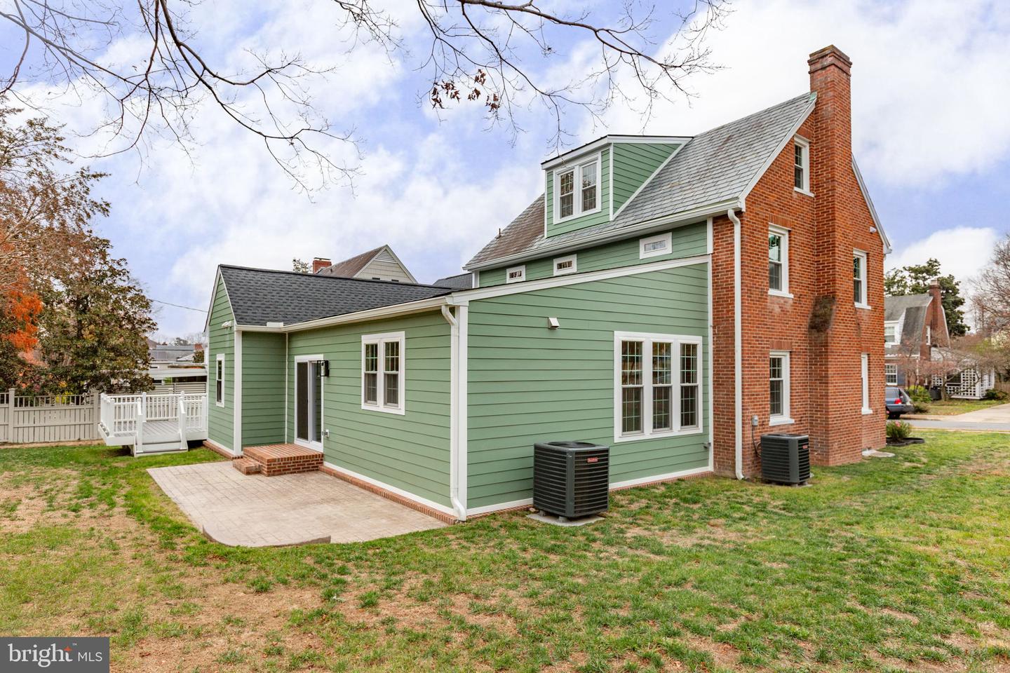 913 SYLVANIA AVE, FREDERICKSBURG, Virginia 22401, 5 Bedrooms Bedrooms, ,4 BathroomsBathrooms,Residential,For sale,913 SYLVANIA AVE,VAFB2009198 MLS # VAFB2009198