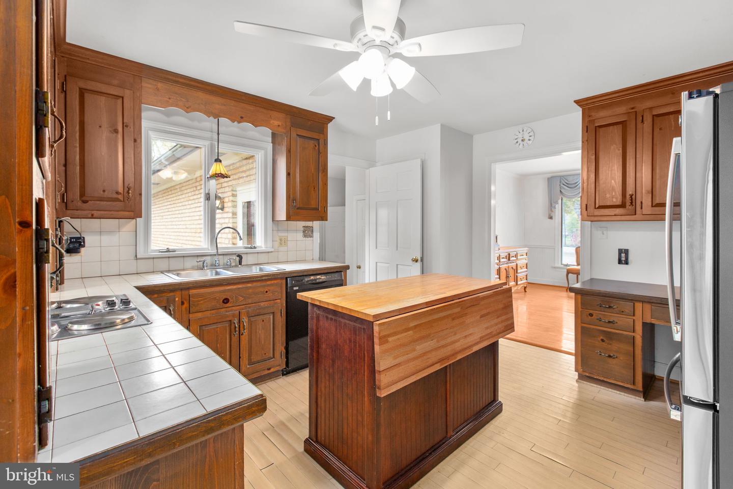 31 LITTLE CREEK LN, FREDERICKSBURG, Virginia 22405, 3 Bedrooms Bedrooms, ,3 BathroomsBathrooms,Residential,For sale,31 LITTLE CREEK LN,VAST2043966 MLS # VAST2043966