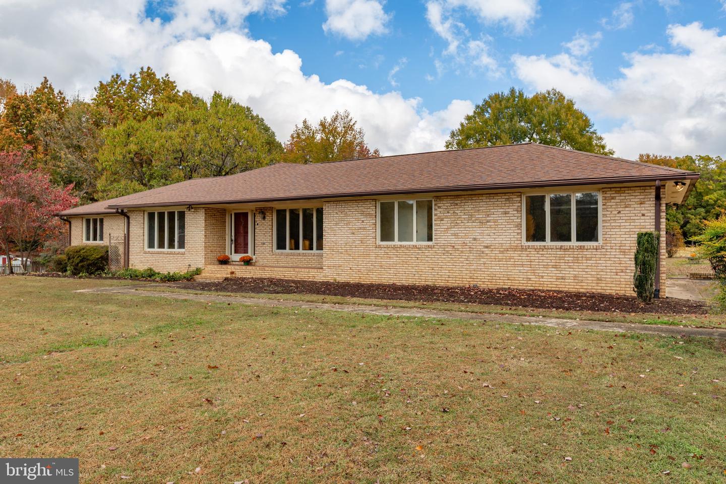 31 LITTLE CREEK LN, FREDERICKSBURG, Virginia 22405, 3 Bedrooms Bedrooms, ,3 BathroomsBathrooms,Residential,For sale,31 LITTLE CREEK LN,VAST2043966 MLS # VAST2043966