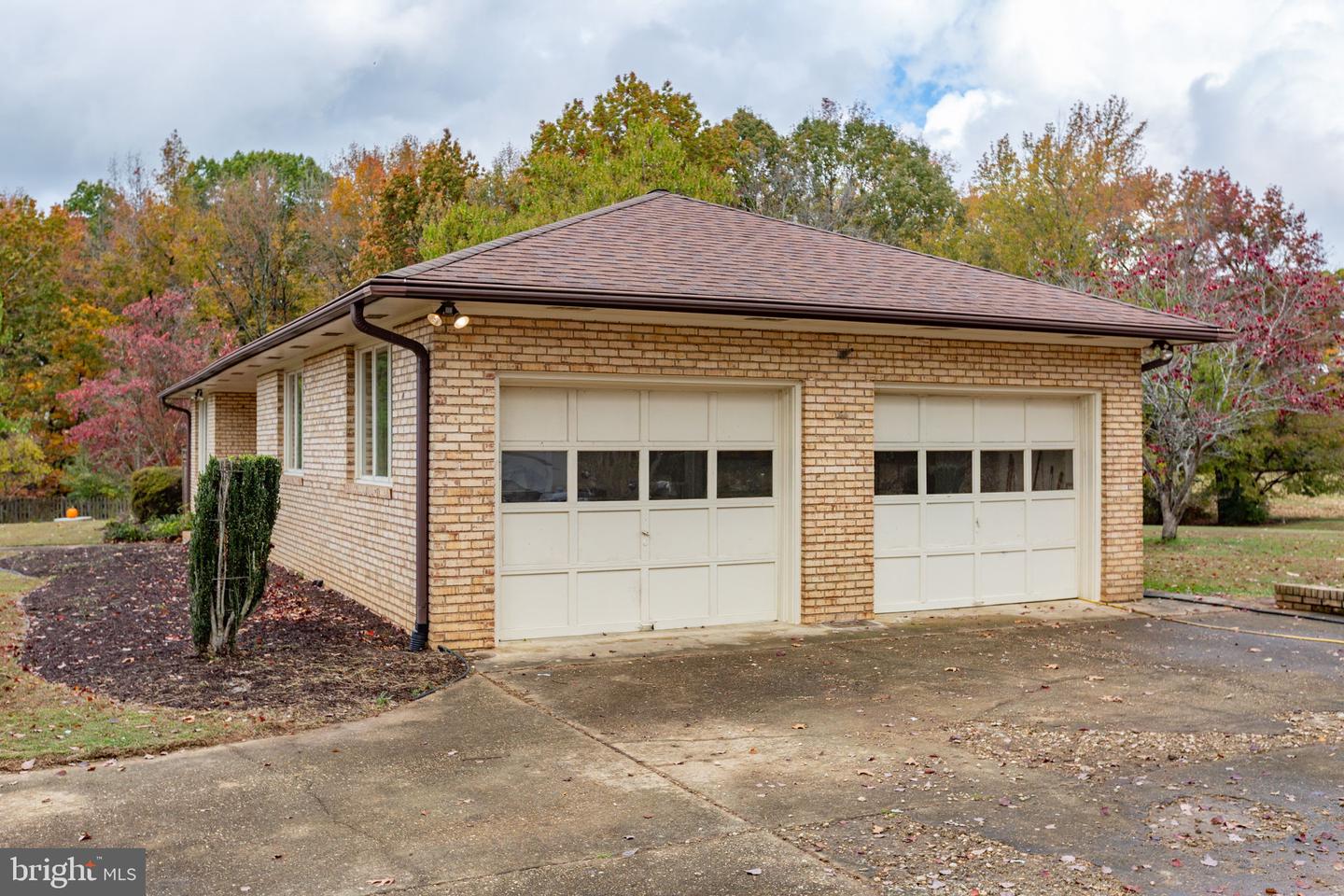 31 LITTLE CREEK LN, FREDERICKSBURG, Virginia 22405, 3 Bedrooms Bedrooms, ,3 BathroomsBathrooms,Residential,For sale,31 LITTLE CREEK LN,VAST2043966 MLS # VAST2043966