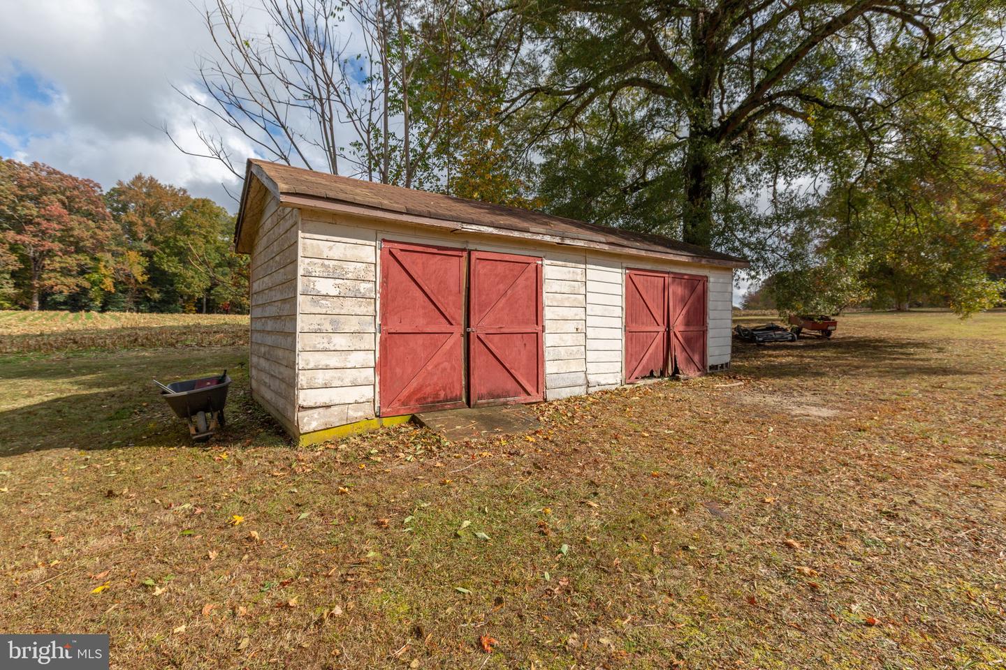 31 LITTLE CREEK LN, FREDERICKSBURG, Virginia 22405, 3 Bedrooms Bedrooms, ,3 BathroomsBathrooms,Residential,For sale,31 LITTLE CREEK LN,VAST2043966 MLS # VAST2043966