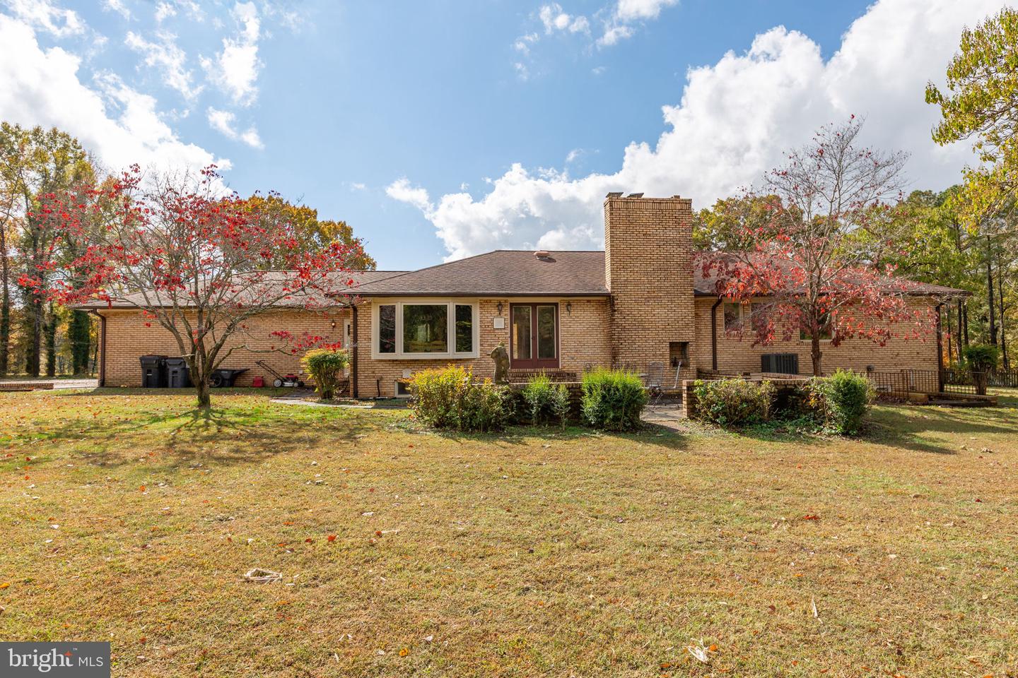 31 LITTLE CREEK LN, FREDERICKSBURG, Virginia 22405, 3 Bedrooms Bedrooms, ,3 BathroomsBathrooms,Residential,For sale,31 LITTLE CREEK LN,VAST2043966 MLS # VAST2043966