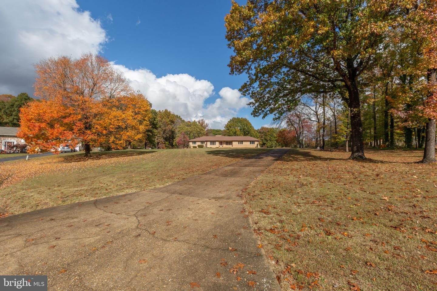 31 LITTLE CREEK LN, FREDERICKSBURG, Virginia 22405, 3 Bedrooms Bedrooms, ,3 BathroomsBathrooms,Residential,For sale,31 LITTLE CREEK LN,VAST2043966 MLS # VAST2043966