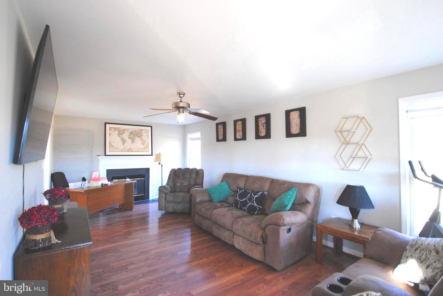 16398 SHADOW DR, CULPEPER, Virginia 22701, 3 Bedrooms Bedrooms, ,2 BathroomsBathrooms,Residential,For sale,16398 SHADOW DR,VACU2011980 MLS # VACU2011980 16398 SHADOW DR, CULPEPER, Virginia 22701, 3 Bedrooms Bedrooms, ,2 BathroomsBathrooms,Residential,For sale,16398 SHADOW DR,VACU2011980 MLS # VACU2011980