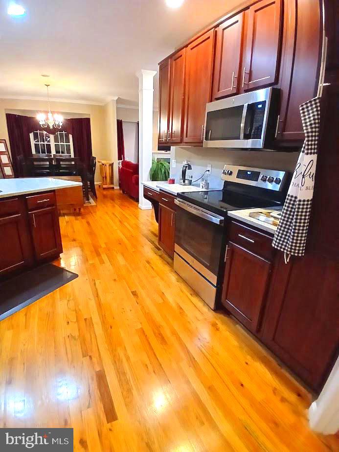 687 WOODLAND AVE, WINCHESTER, Virginia 22601, 3 Bedrooms Bedrooms, ,4 BathroomsBathrooms,Residential,For sale,687 WOODLAND AVE,VAWI2009394 MLS # VAWI2009394