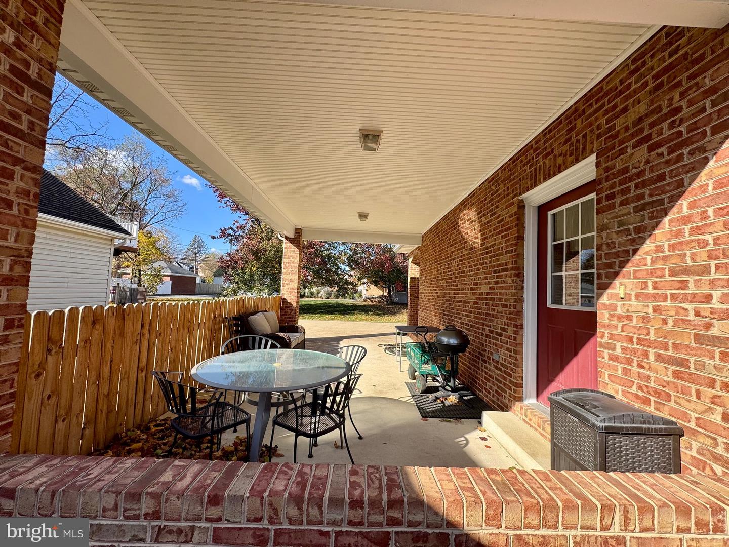 687 WOODLAND AVE, WINCHESTER, Virginia 22601, 3 Bedrooms Bedrooms, ,4 BathroomsBathrooms,Residential,For sale,687 WOODLAND AVE,VAWI2009394 MLS # VAWI2009394