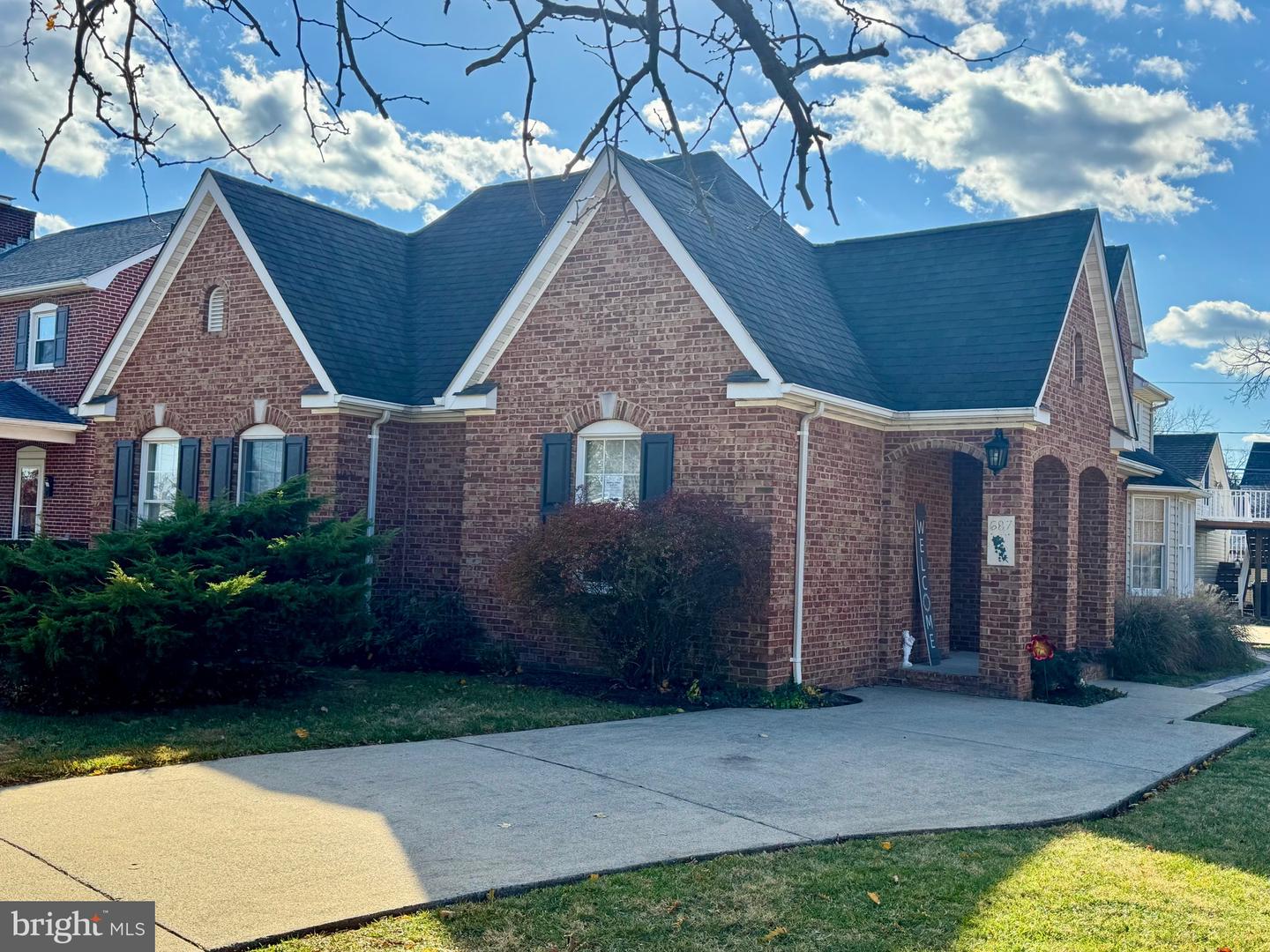 687 WOODLAND AVE, WINCHESTER, Virginia 22601, 3 Bedrooms Bedrooms, ,4 BathroomsBathrooms,Residential,For sale,687 WOODLAND AVE,VAWI2009394 MLS # VAWI2009394