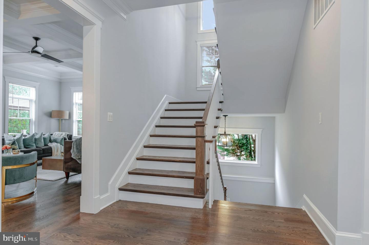 10708 WARWICK AVE, FAIRFAX, Virginia 22030, 6 Bedrooms Bedrooms, ,5 BathroomsBathrooms,Residential,For sale,10708 WARWICK AVE,VAFC2007300 MLS # VAFC2007300 10708 WARWICK AVE, FAIRFAX, Virginia 22030, 6 Bedrooms Bedrooms, ,5 BathroomsBathrooms,Residential,For sale,10708 WARWICK AVE,VAFC2007300 MLS # VAFC2007300