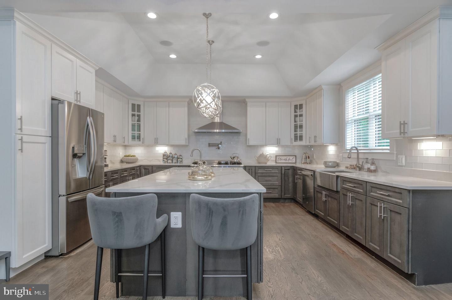 10708 WARWICK AVE, FAIRFAX, Virginia 22030, 6 Bedrooms Bedrooms, ,5 BathroomsBathrooms,Residential,For sale,10708 WARWICK AVE,VAFC2007300 MLS # VAFC2007300 10708 WARWICK AVE, FAIRFAX, Virginia 22030, 6 Bedrooms Bedrooms, ,5 BathroomsBathrooms,Residential,For sale,10708 WARWICK AVE,VAFC2007300 MLS # VAFC2007300