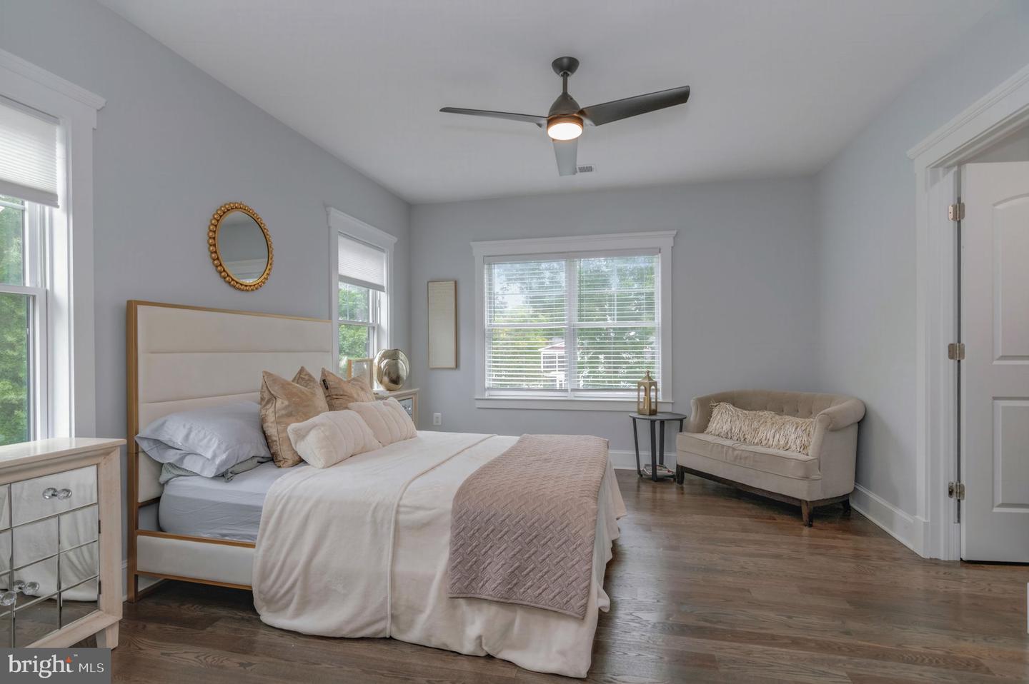 10708 WARWICK AVE, FAIRFAX, Virginia 22030, 6 Bedrooms Bedrooms, ,5 BathroomsBathrooms,Residential,For sale,10708 WARWICK AVE,VAFC2007300 MLS # VAFC2007300 10708 WARWICK AVE, FAIRFAX, Virginia 22030, 6 Bedrooms Bedrooms, ,5 BathroomsBathrooms,Residential,For sale,10708 WARWICK AVE,VAFC2007300 MLS # VAFC2007300