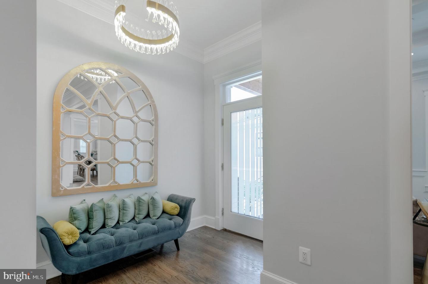 10708 WARWICK AVE, FAIRFAX, Virginia 22030, 6 Bedrooms Bedrooms, ,5 BathroomsBathrooms,Residential,For sale,10708 WARWICK AVE,VAFC2007300 MLS # VAFC2007300 10708 WARWICK AVE, FAIRFAX, Virginia 22030, 6 Bedrooms Bedrooms, ,5 BathroomsBathrooms,Residential,For sale,10708 WARWICK AVE,VAFC2007300 MLS # VAFC2007300