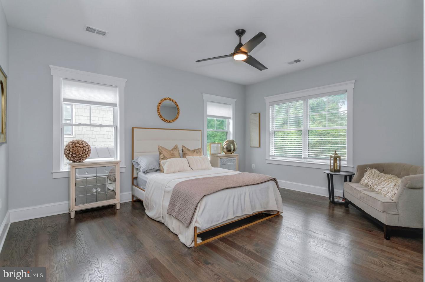 10708 WARWICK AVE, FAIRFAX, Virginia 22030, 6 Bedrooms Bedrooms, ,5 BathroomsBathrooms,Residential,For sale,10708 WARWICK AVE,VAFC2007300 MLS # VAFC2007300 10708 WARWICK AVE, FAIRFAX, Virginia 22030, 6 Bedrooms Bedrooms, ,5 BathroomsBathrooms,Residential,For sale,10708 WARWICK AVE,VAFC2007300 MLS # VAFC2007300