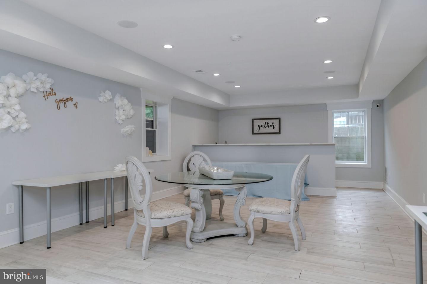 10708 WARWICK AVE, FAIRFAX, Virginia 22030, 6 Bedrooms Bedrooms, ,5 BathroomsBathrooms,Residential,For sale,10708 WARWICK AVE,VAFC2007300 MLS # VAFC2007300 10708 WARWICK AVE, FAIRFAX, Virginia 22030, 6 Bedrooms Bedrooms, ,5 BathroomsBathrooms,Residential,For sale,10708 WARWICK AVE,VAFC2007300 MLS # VAFC2007300