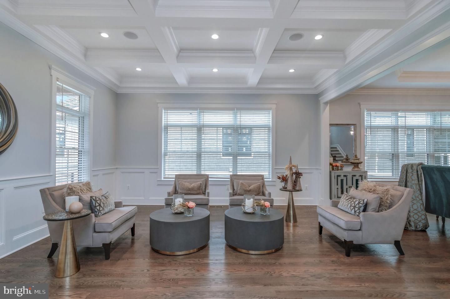 10708 WARWICK AVE, FAIRFAX, Virginia 22030, 6 Bedrooms Bedrooms, ,5 BathroomsBathrooms,Residential,For sale,10708 WARWICK AVE,VAFC2007300 MLS # VAFC2007300 10708 WARWICK AVE, FAIRFAX, Virginia 22030, 6 Bedrooms Bedrooms, ,5 BathroomsBathrooms,Residential,For sale,10708 WARWICK AVE,VAFC2007300 MLS # VAFC2007300